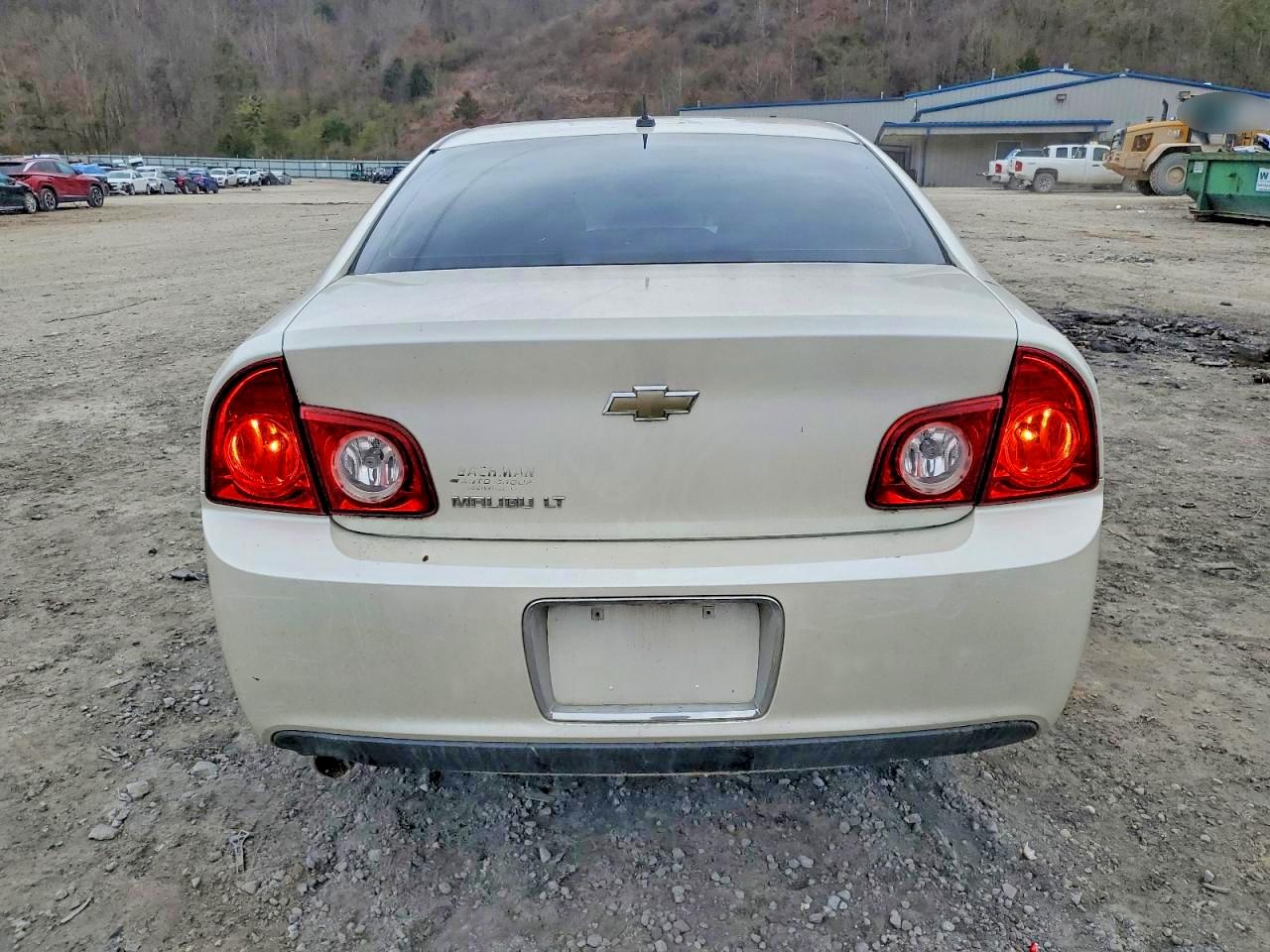 2011 CHEVROLET MALIBU 2LT photo 6
