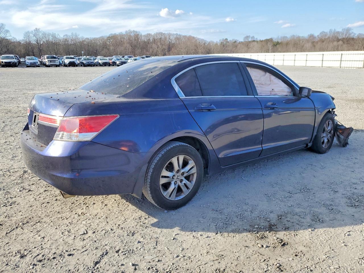 2011 HONDA ACCORD LXP photo 3