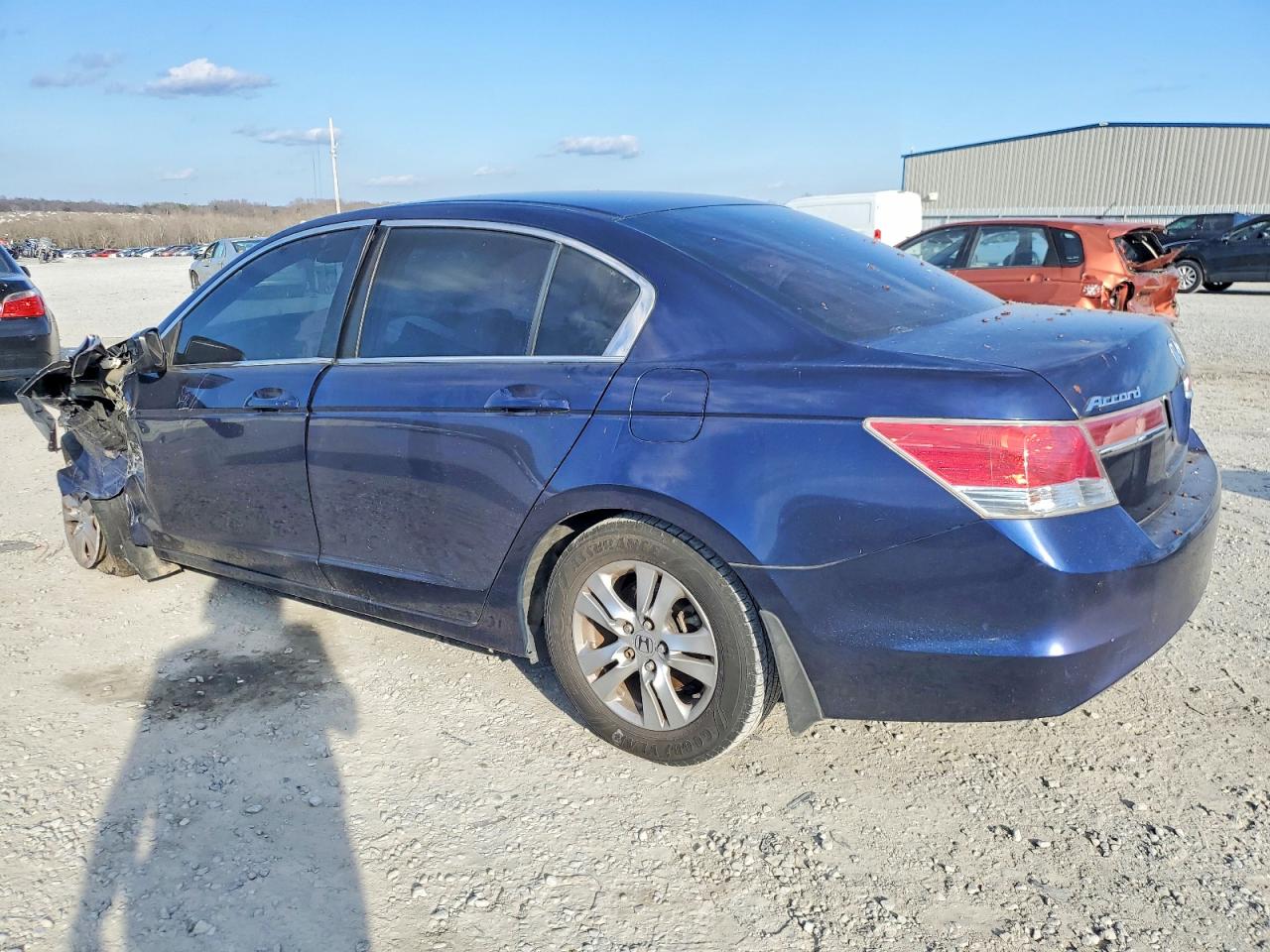 2011 HONDA ACCORD LXP photo 2