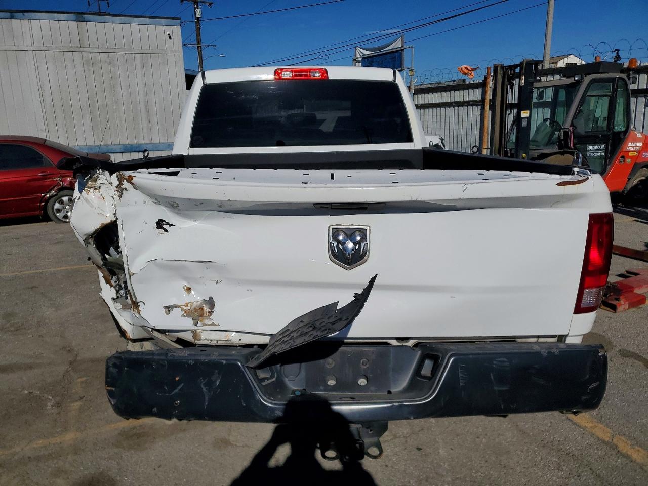 2019 RAM 1500 CLASSIC TRADESMAN photo 6