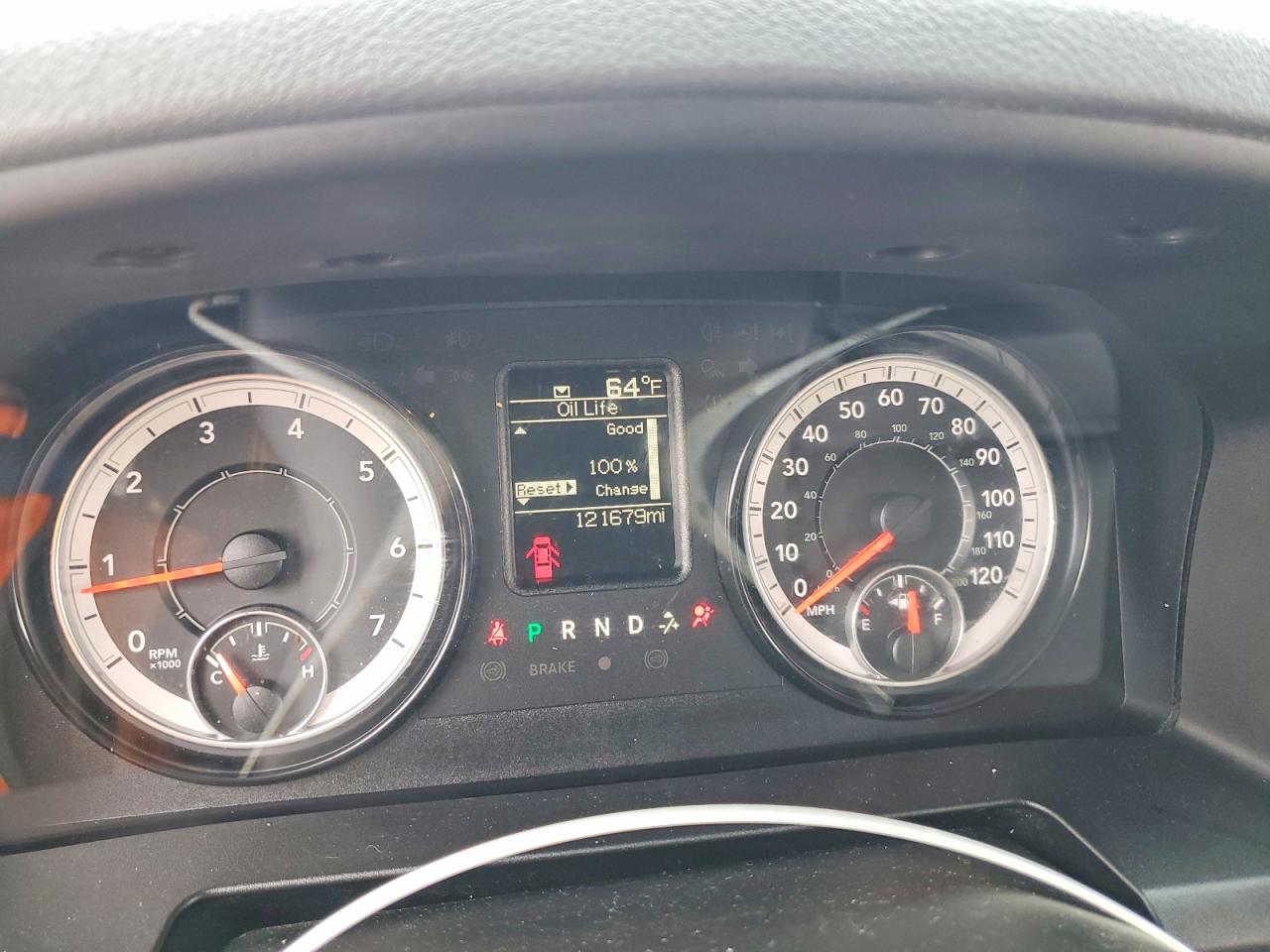 2019 RAM 1500 CLASSIC TRADESMAN photo 9