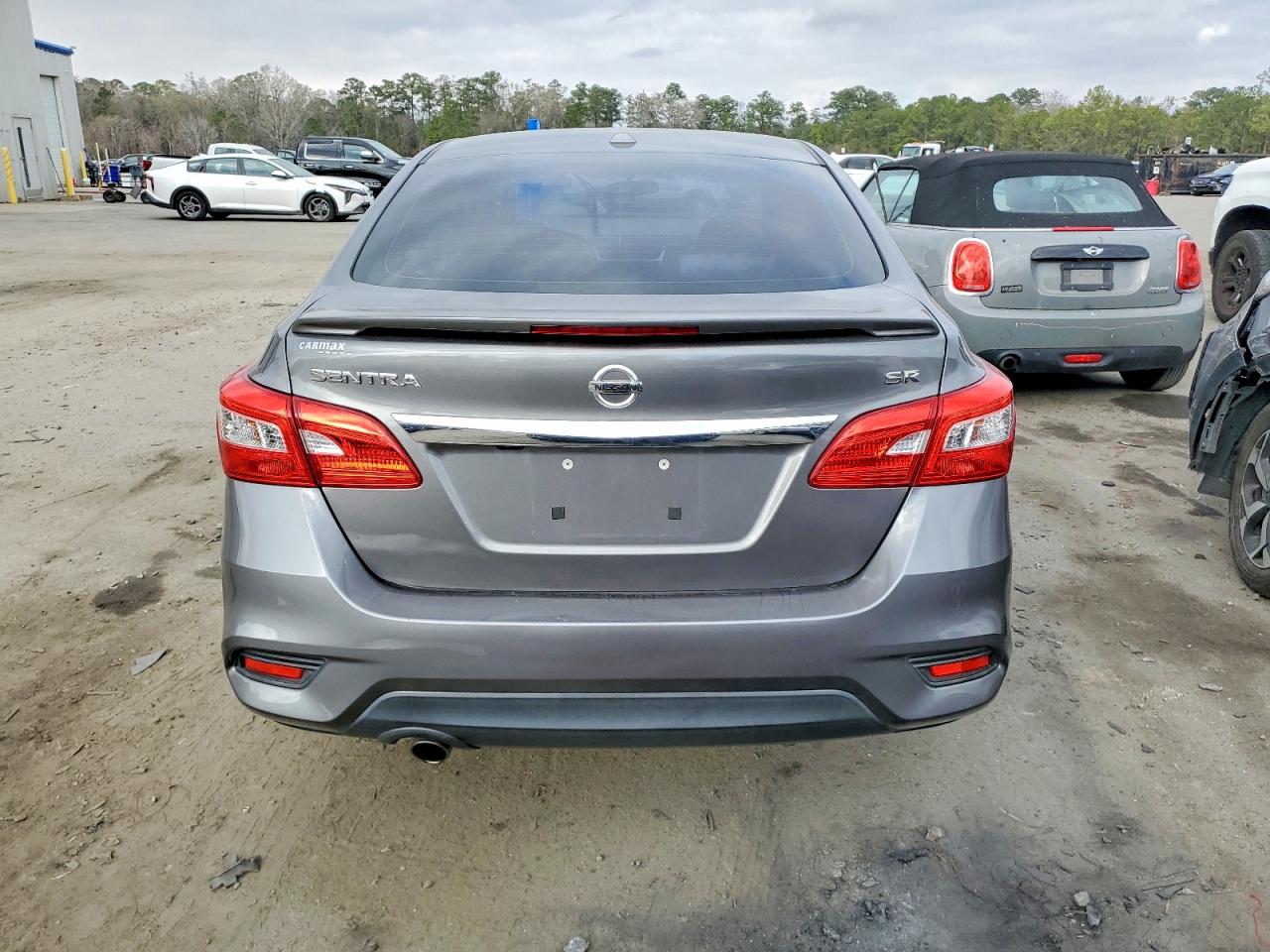2019 NISSAN SENTRA S photo 6