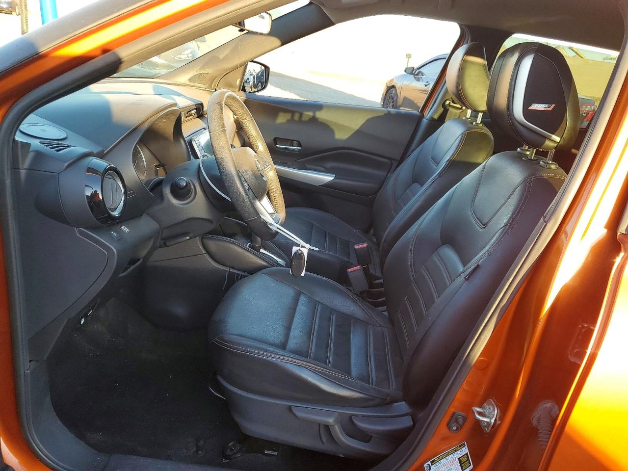 2019 NISSAN KICKS S photo 7