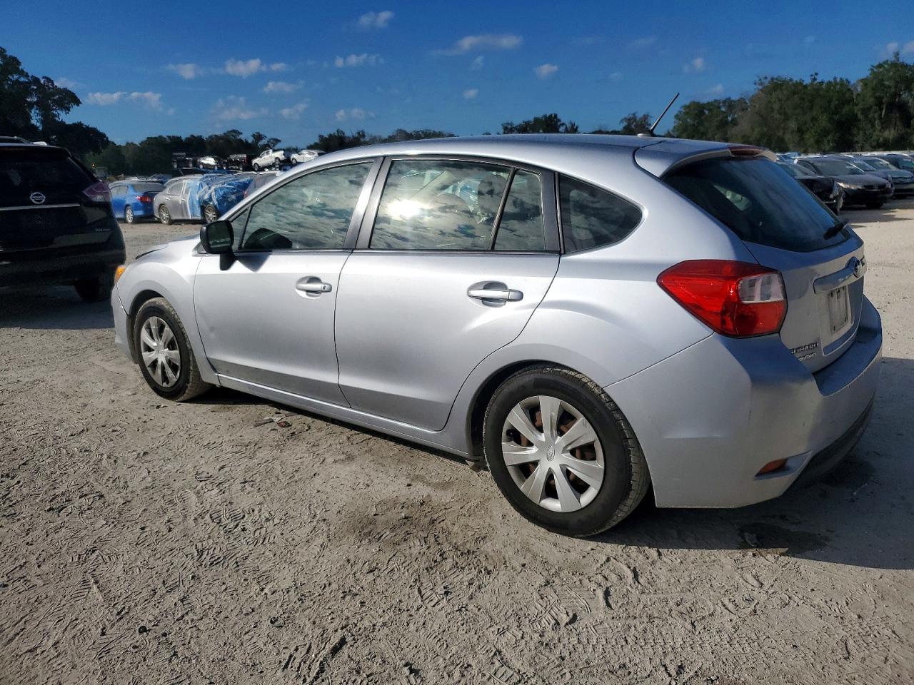 2014 SUBARU IMPREZA photo 2