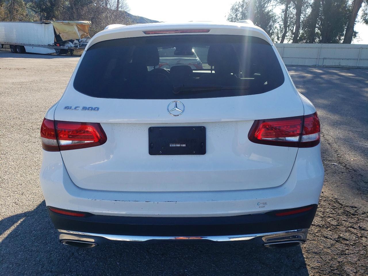2018 MERCEDES-BENZ GLC 300 photo 6