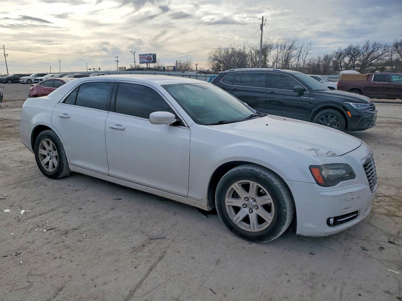 2014 CHRYSLER 300 S photo 4