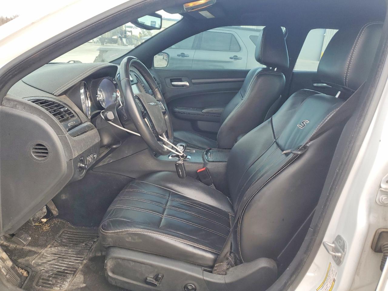 2014 CHRYSLER 300 S photo 7