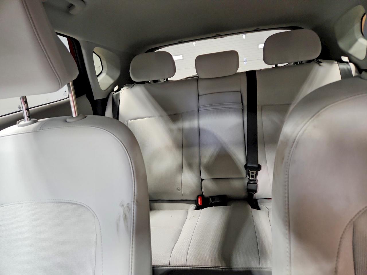 2024 HYUNDAI KONA SEL photo 10