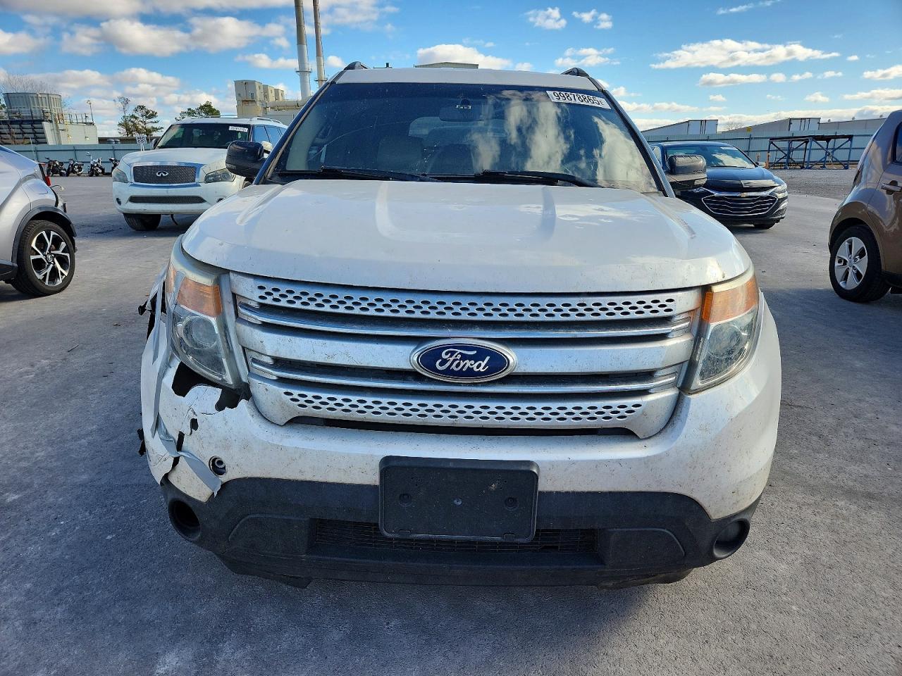 2015 FORD EXPLORER XLT photo 5