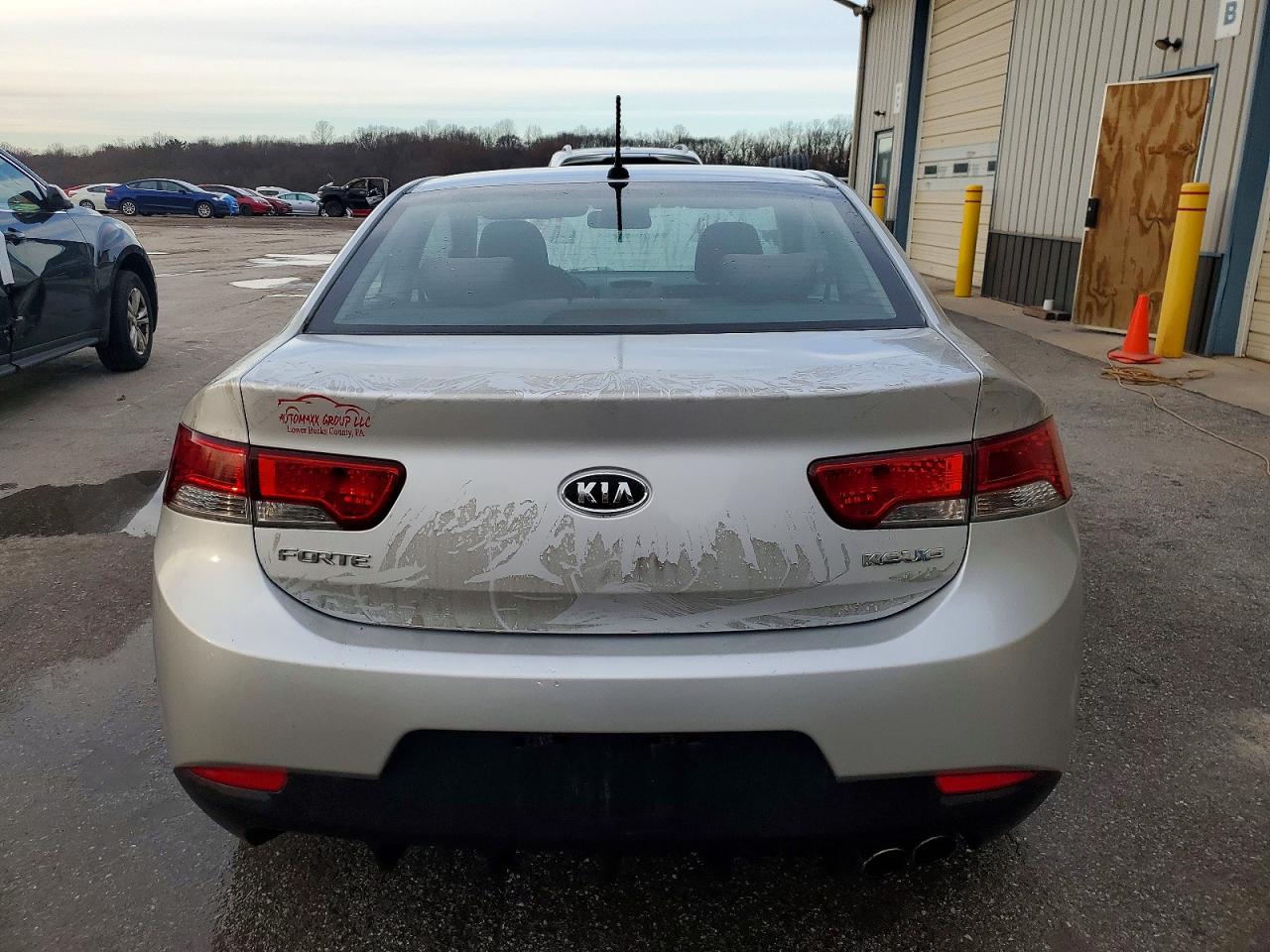 2010 KIA FORTE EX photo 6