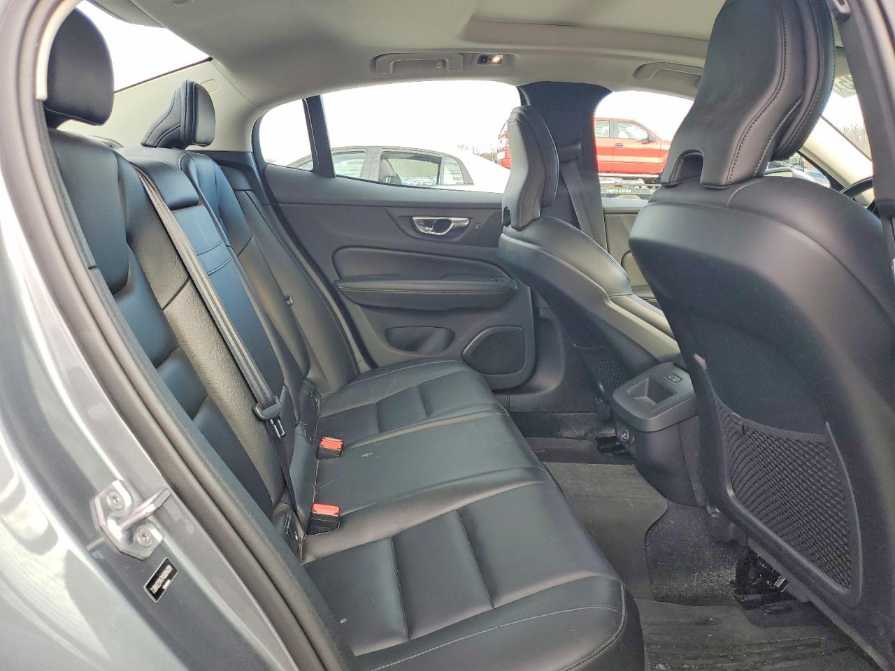 2019 VOLVO S60 T6 MOMENTUM photo 10