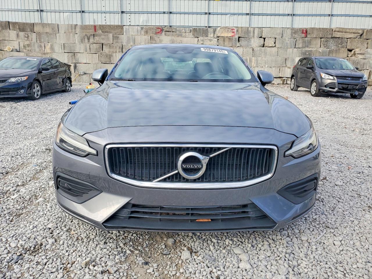 2019 VOLVO S60 T6 MOMENTUM photo 5