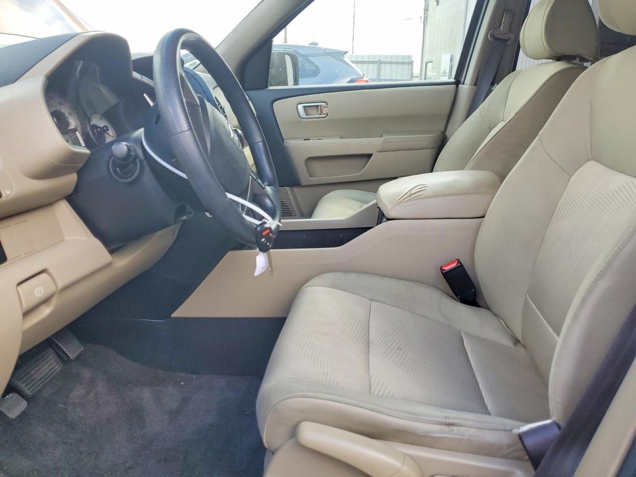 2012 HONDA PILOT LX photo 7