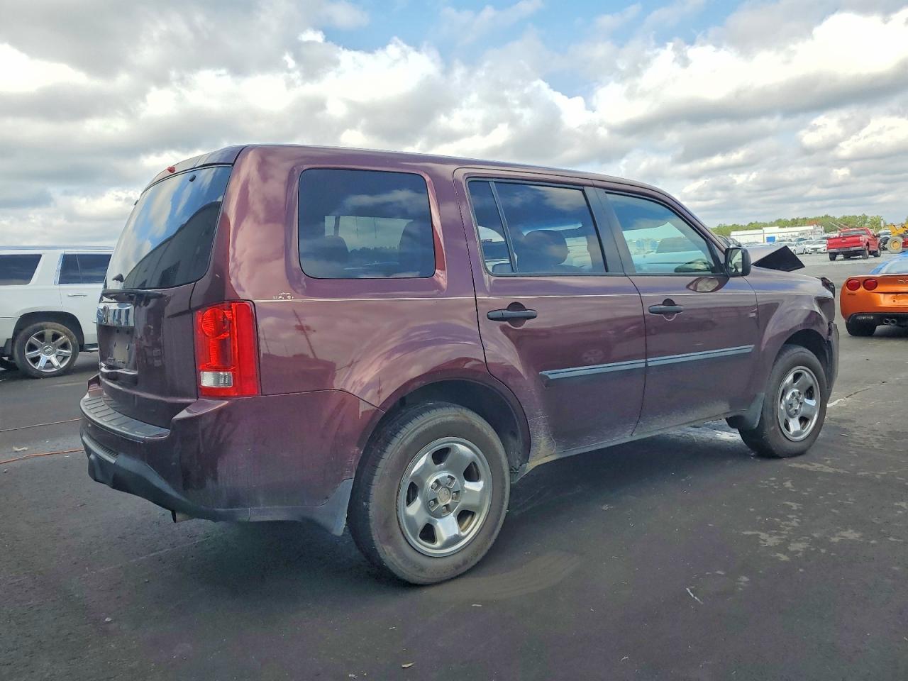 2012 HONDA PILOT LX photo 3