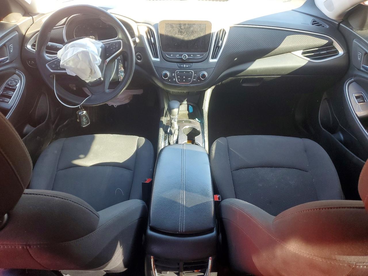 2022 CHEVROLET MALIBU LT photo 22