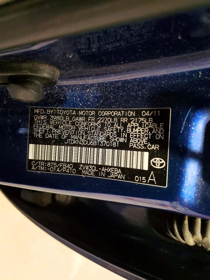2011 TOYOTA PRIUS photo 23