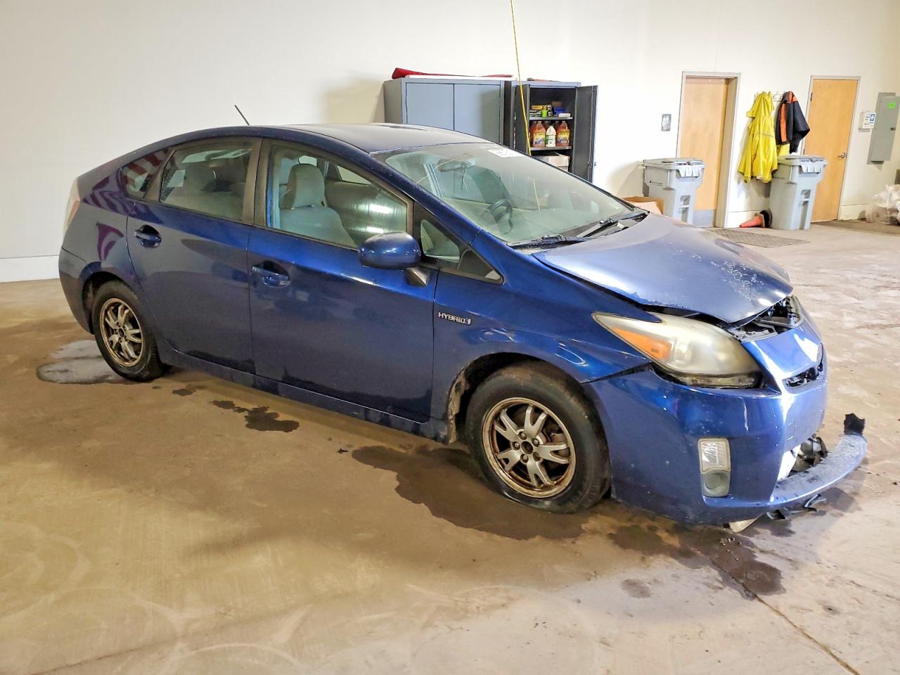 2011 TOYOTA PRIUS photo 7
