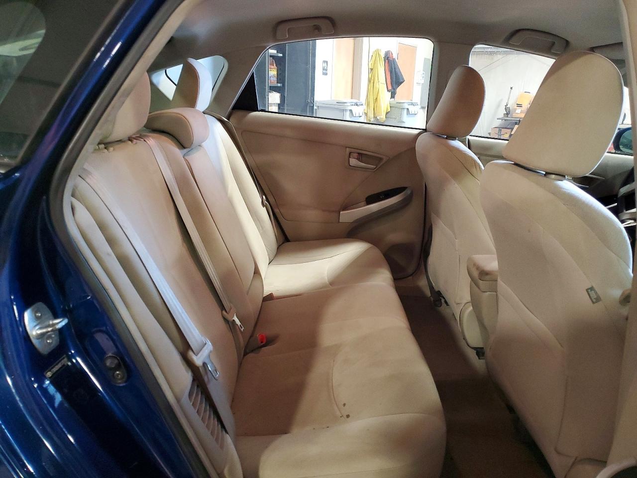 2011 TOYOTA PRIUS photo 19