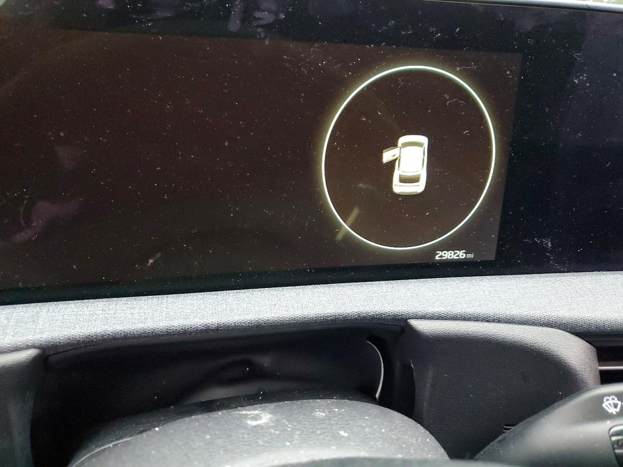 2024 KIA EV6 WIND photo 9