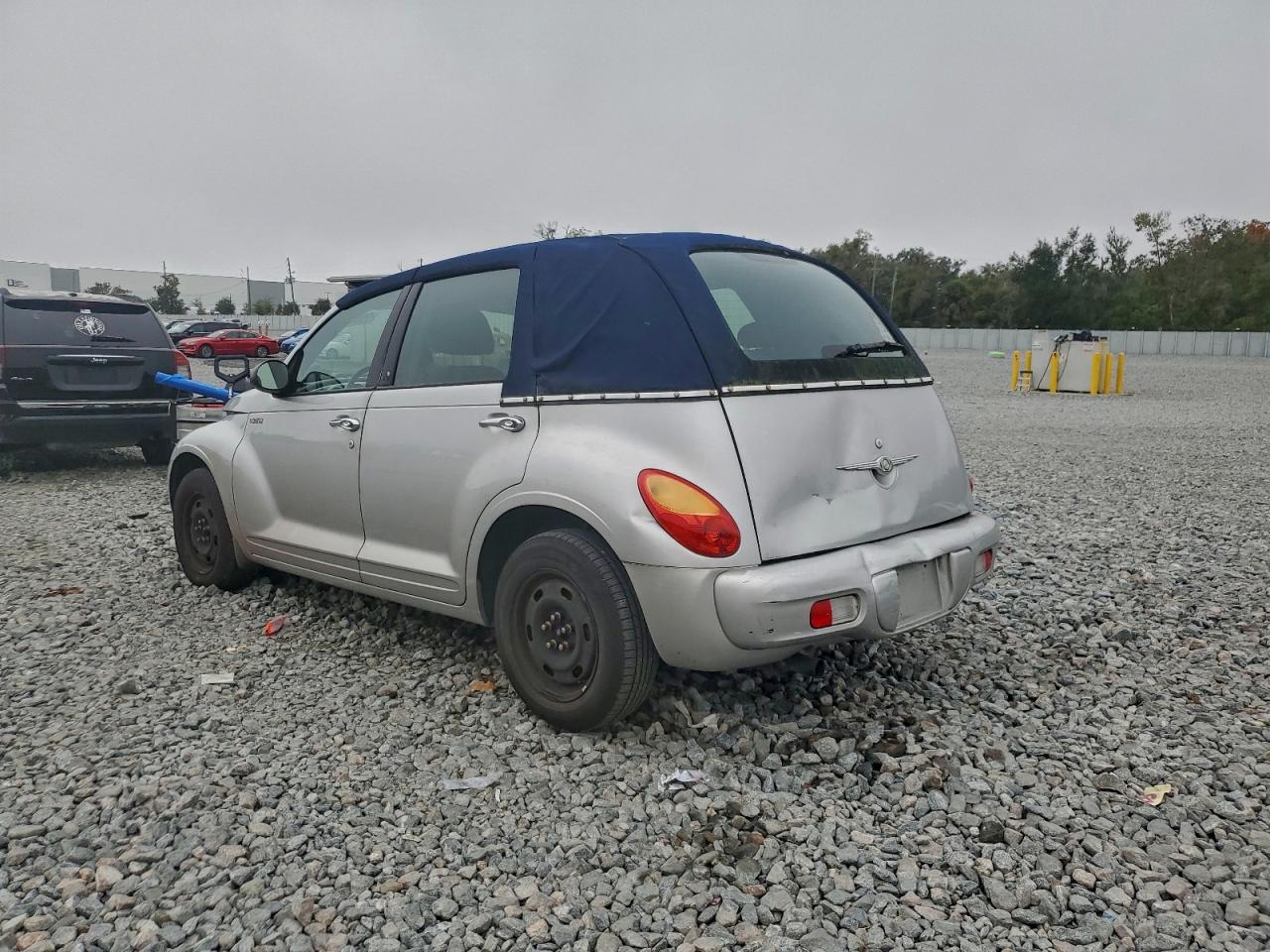 2005 CHRYSLER PT CRUISER photo 2