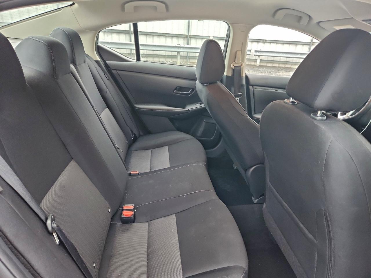 2025 NISSAN SENTRA SV photo 10
