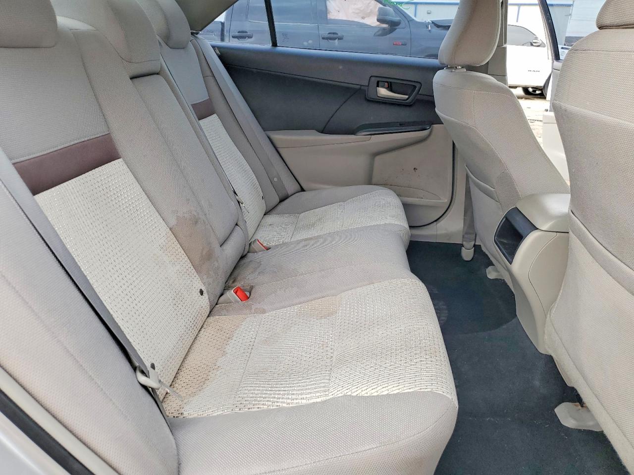 2013 TOYOTA CAMRY L photo 10