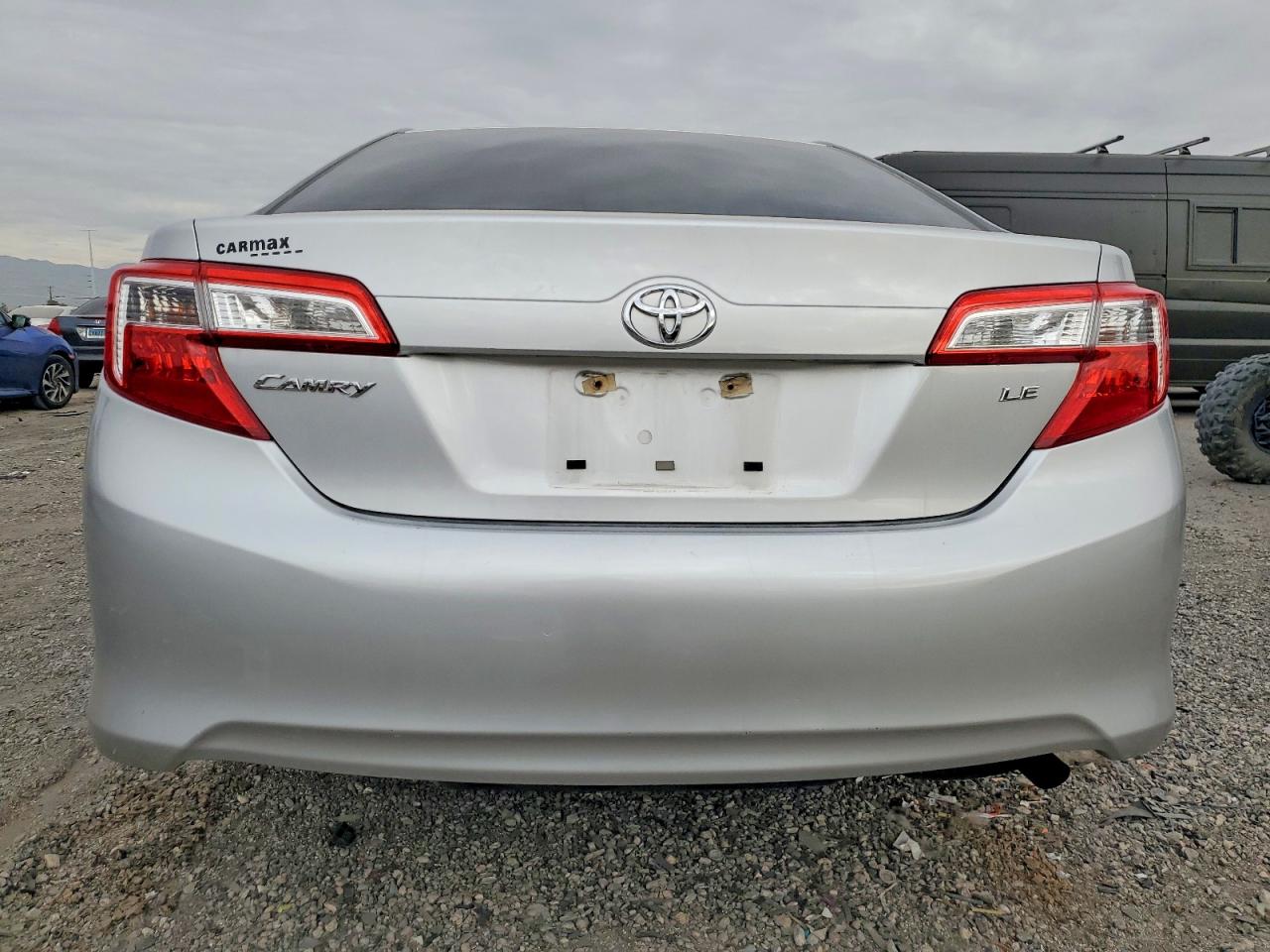 2013 TOYOTA CAMRY L photo 6