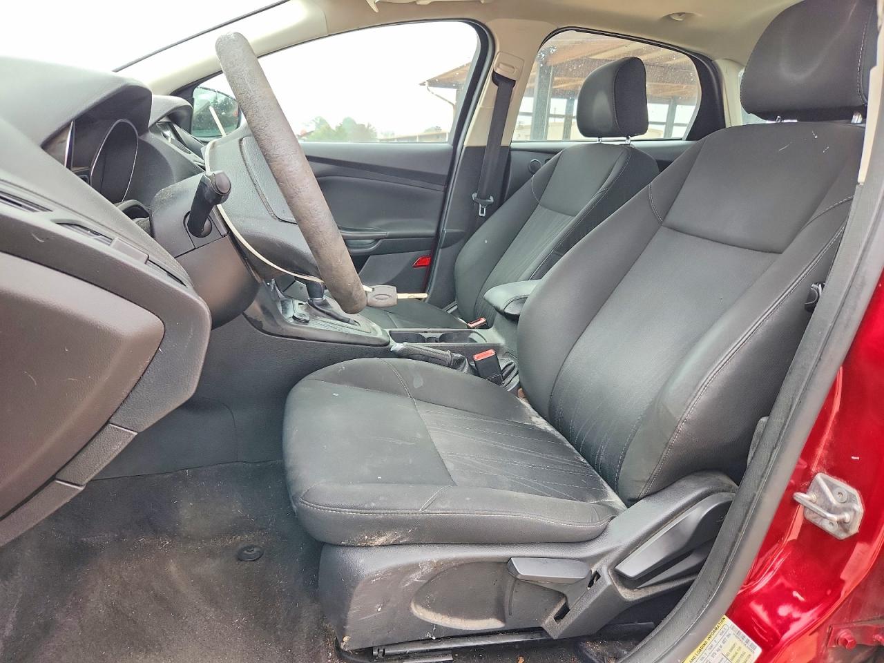 2017 FORD FOCUS SEL photo 13