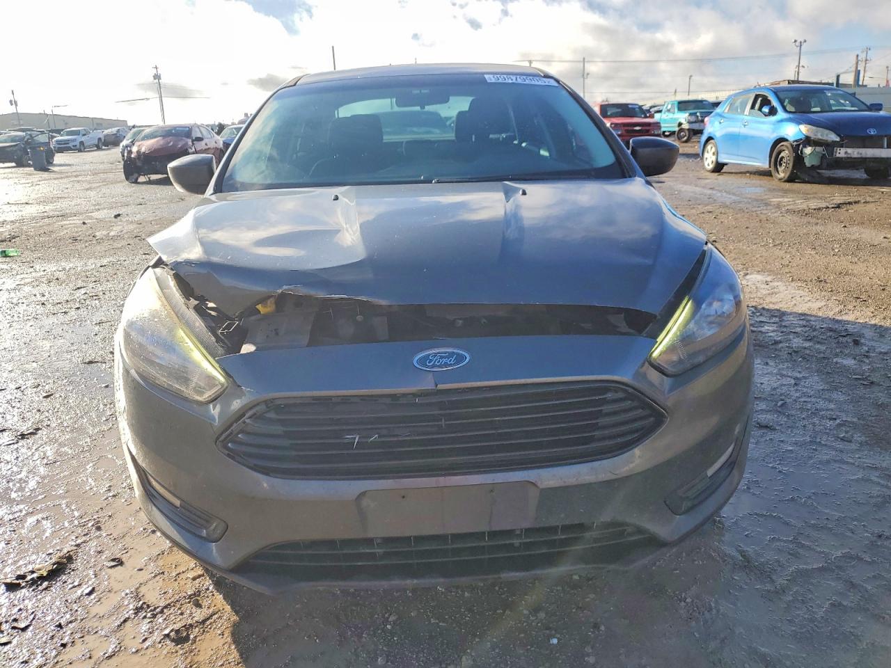 2018 FORD FOCUS SE photo 5