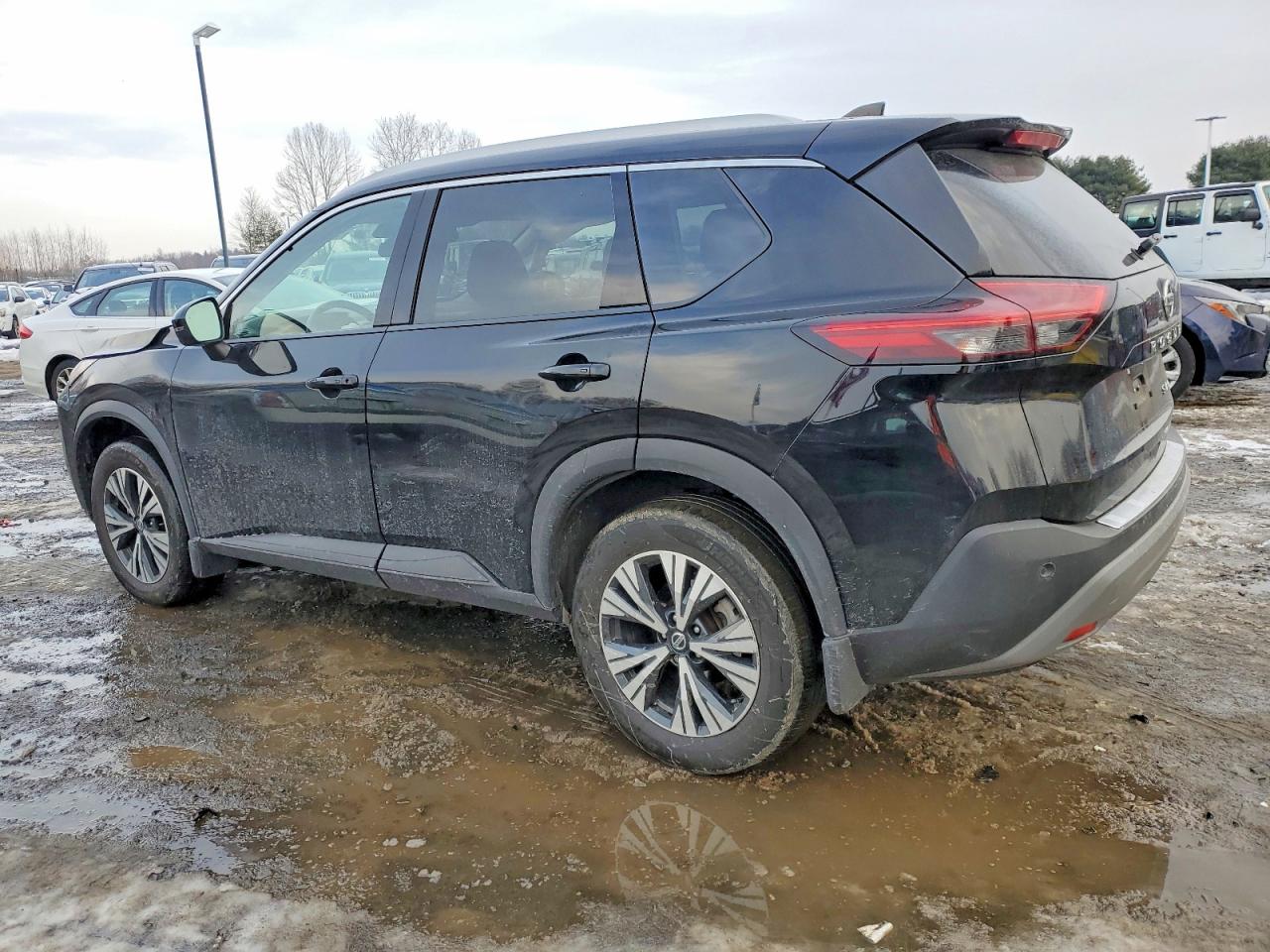2021 NISSAN ROGUE SV photo 3