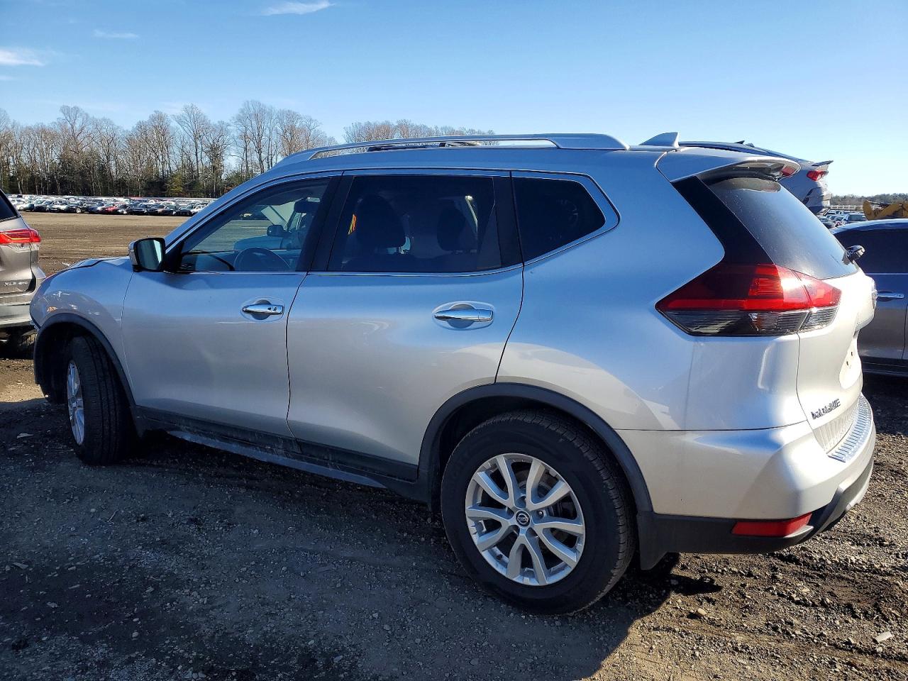 2018 NISSAN ROGUE S photo 4