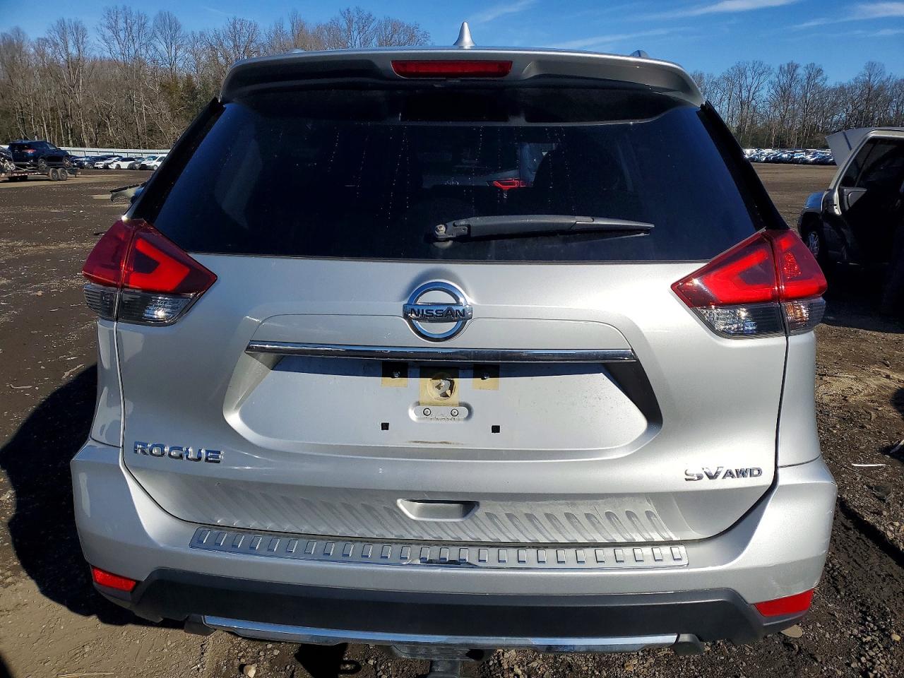 2018 NISSAN ROGUE S photo 16