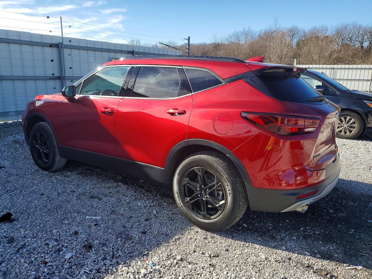 2025 CHEVROLET BLAZER photo 2
