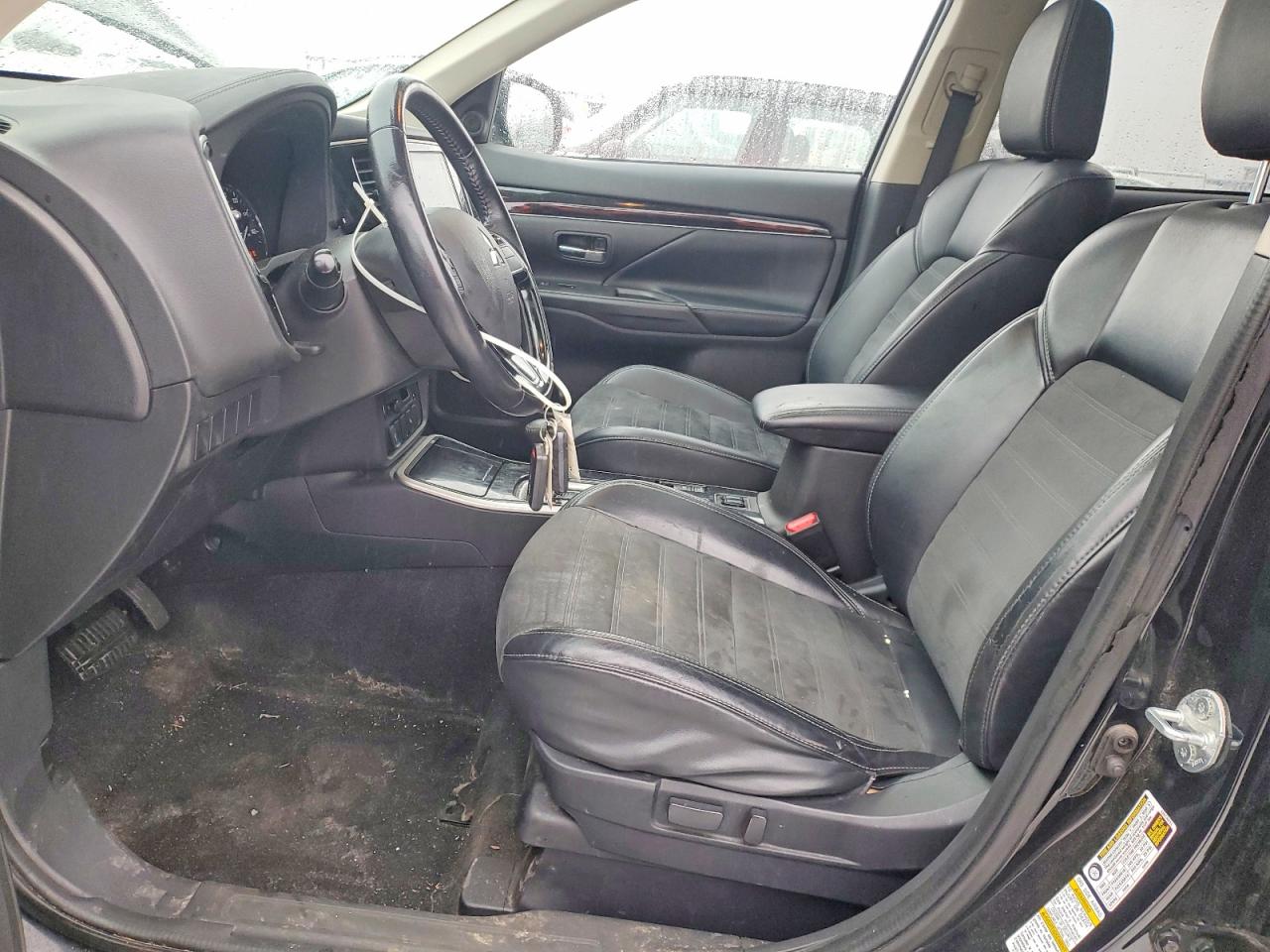 2019 MITSUBISHI OUTLANDER SE photo 7