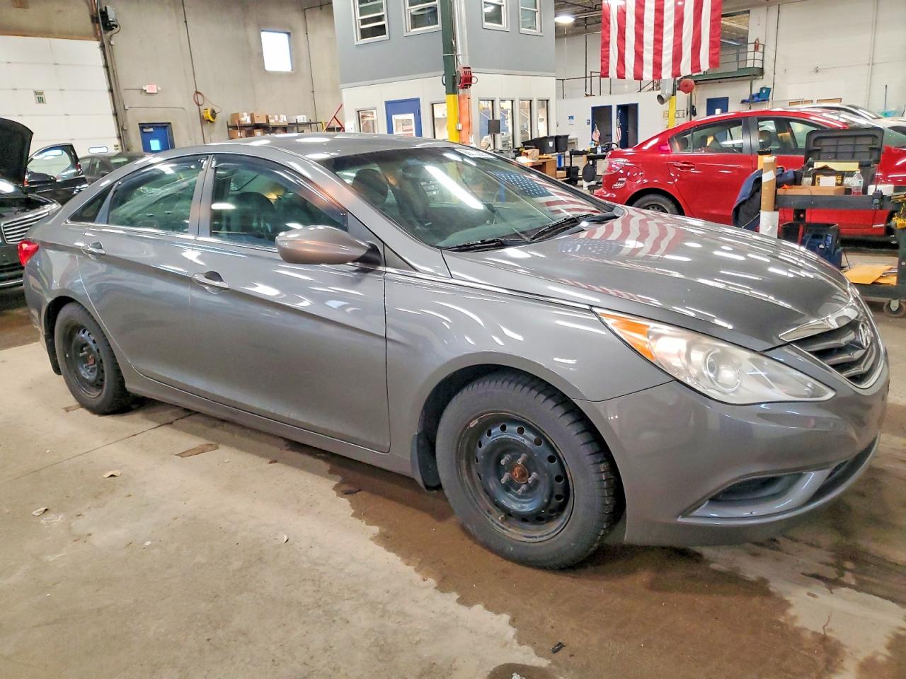 2013 HYUNDAI SONATA GLS photo 4