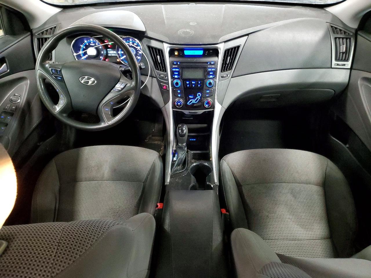 2013 HYUNDAI SONATA GLS photo 8