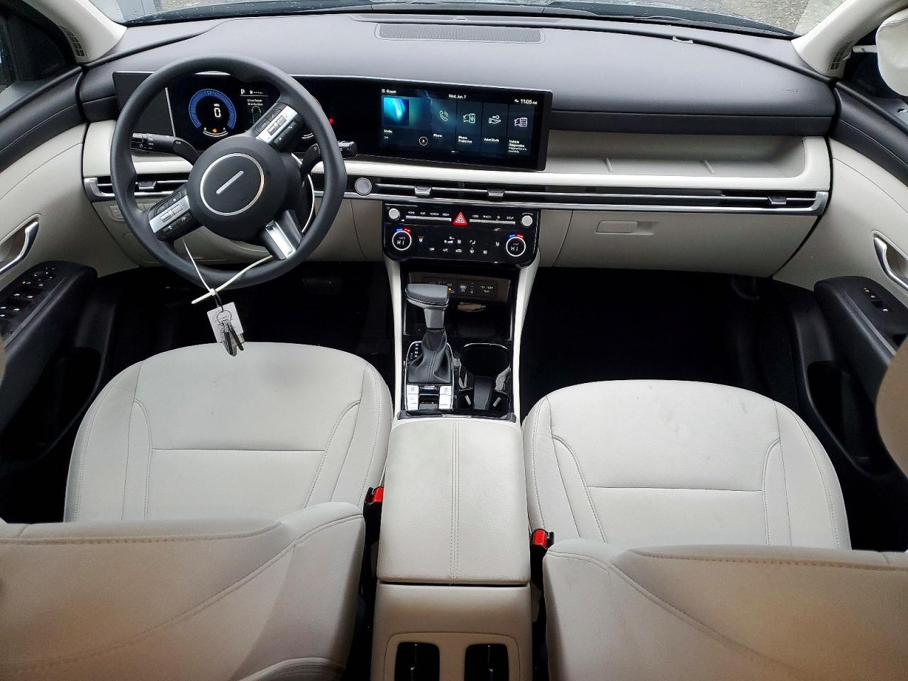2025 HYUNDAI TUCSON SEL photo 8