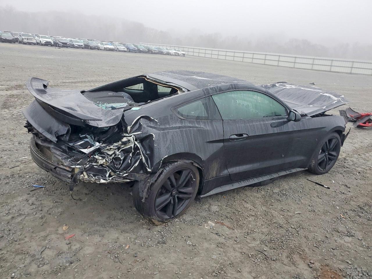 2016 FORD MUSTANG photo 3