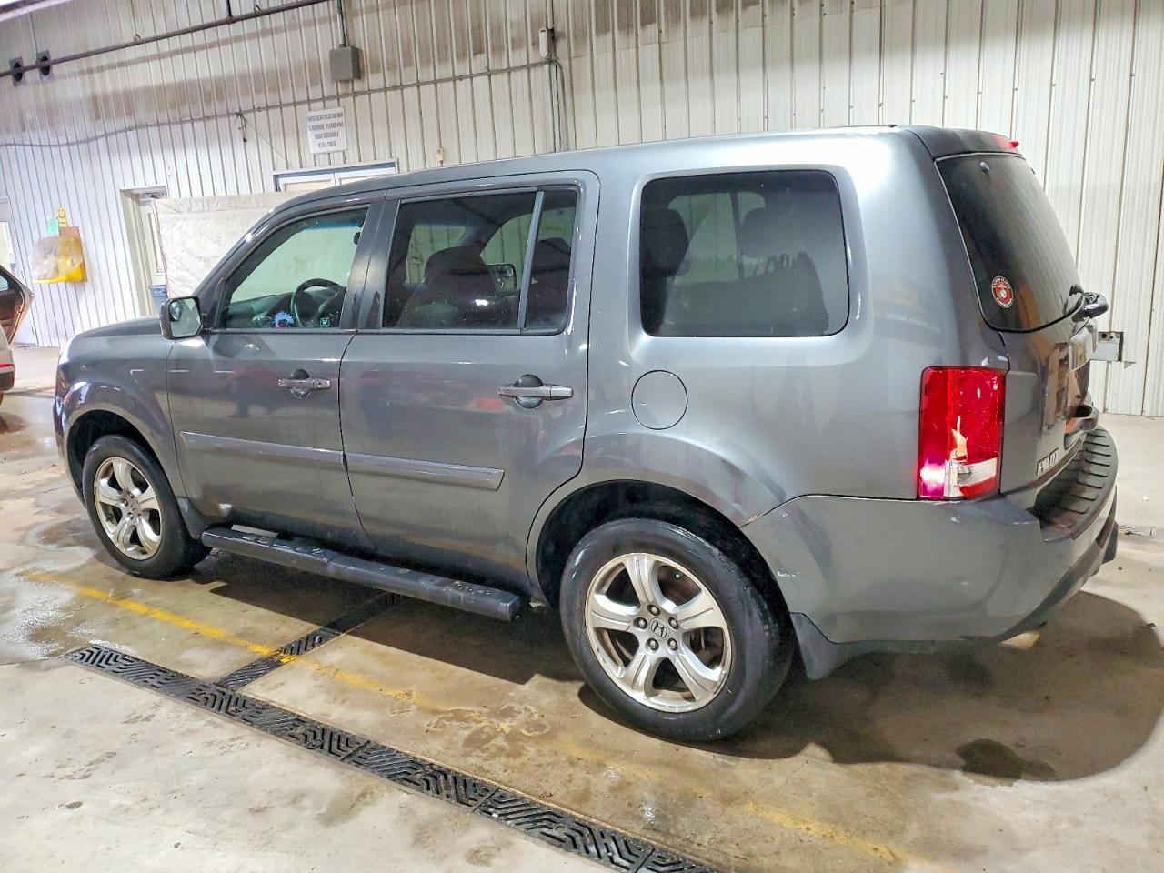 2012 HONDA PILOT EX photo 2