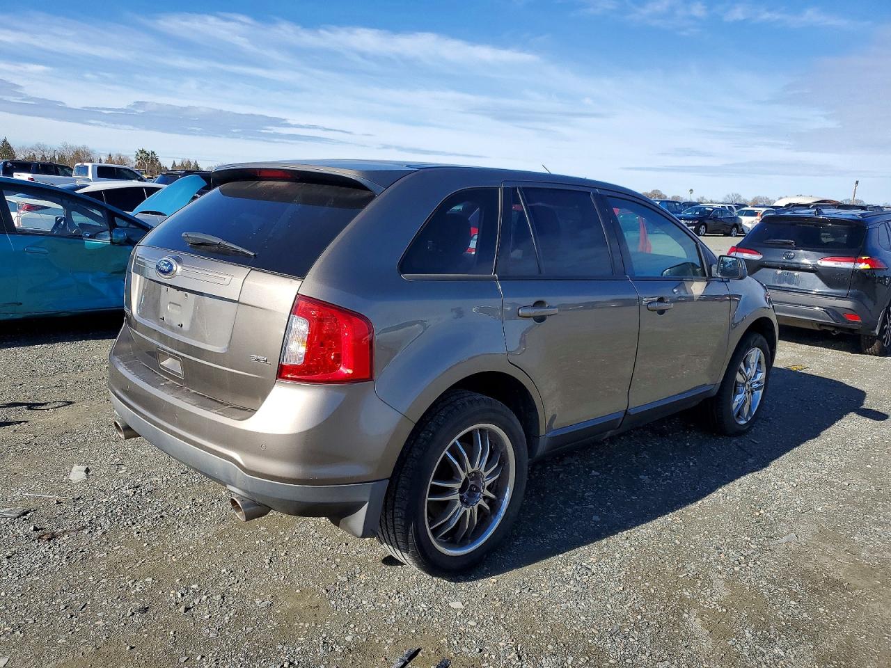 2013 FORD EDGE SEL photo 3