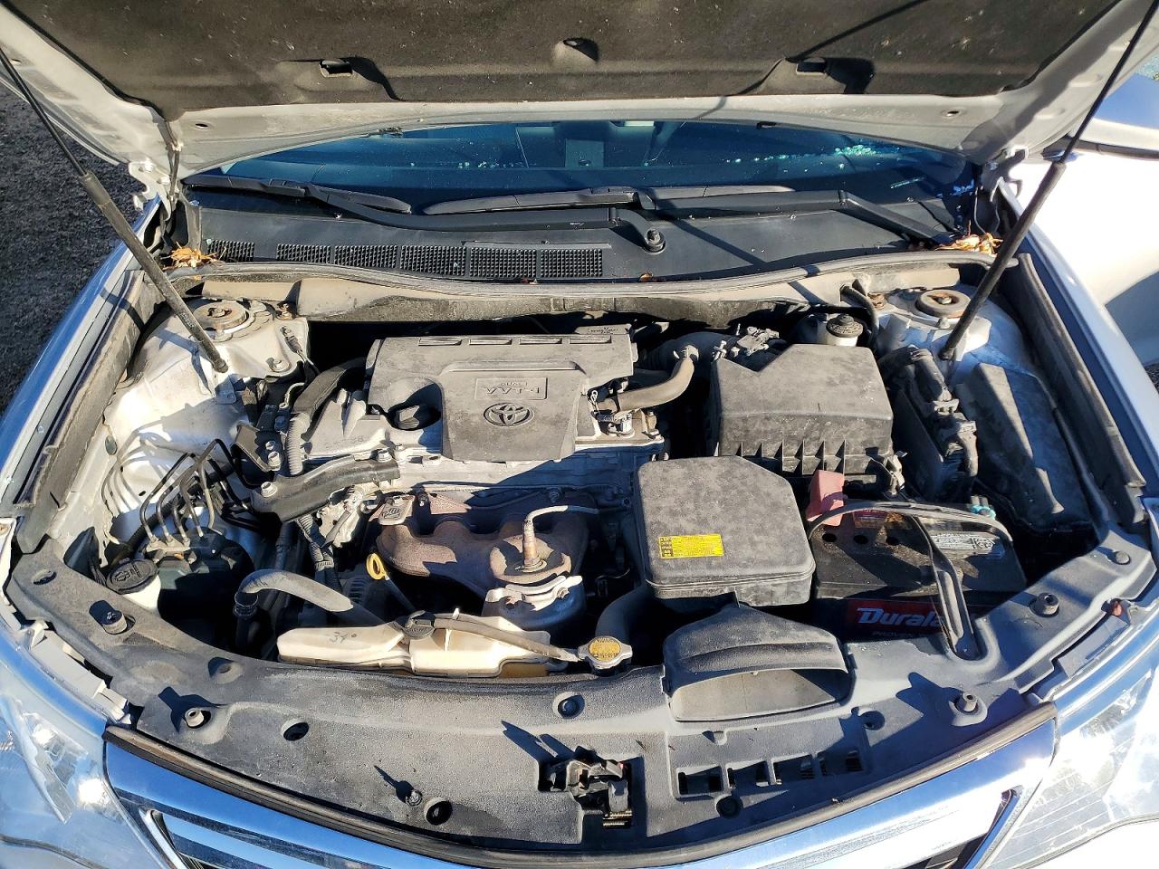 2014 TOYOTA CAMRY L photo 11