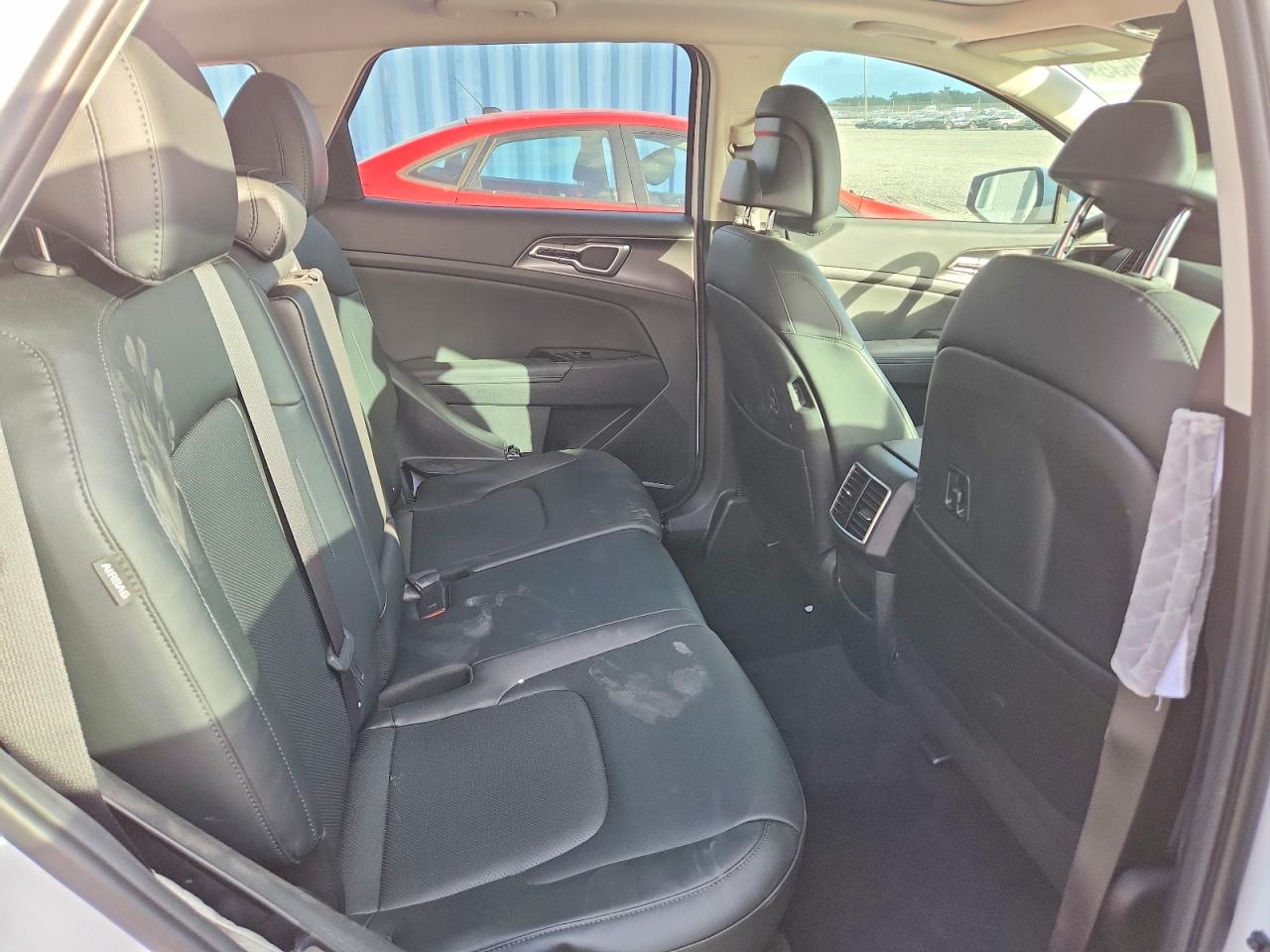 2025 KIA SPORTAGE EX photo 11