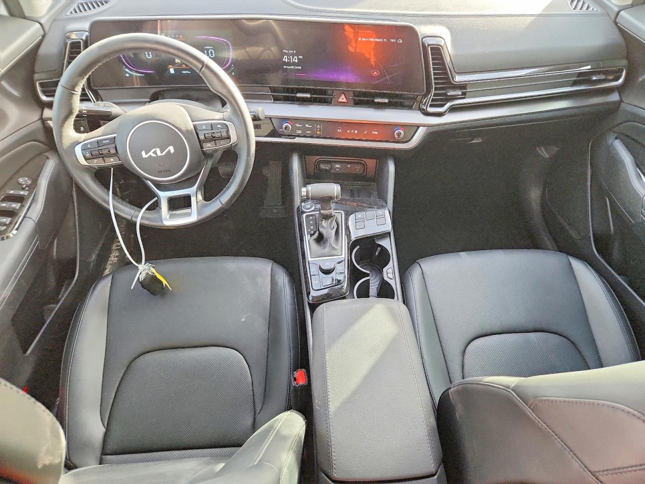 2025 KIA SPORTAGE EX photo 8