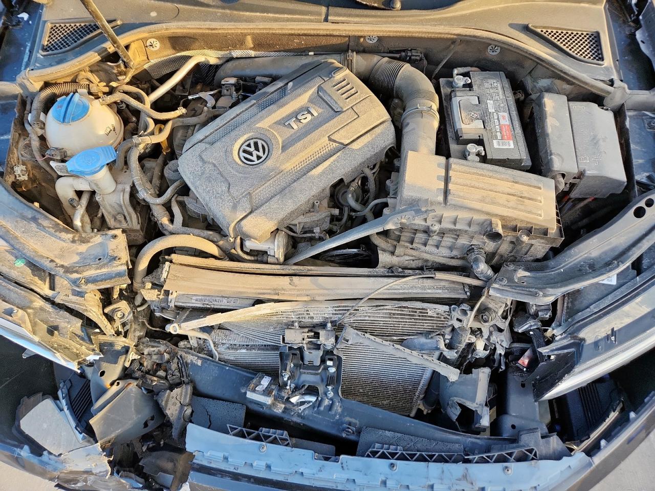 2017 VOLKSWAGEN PASSAT SE photo 11