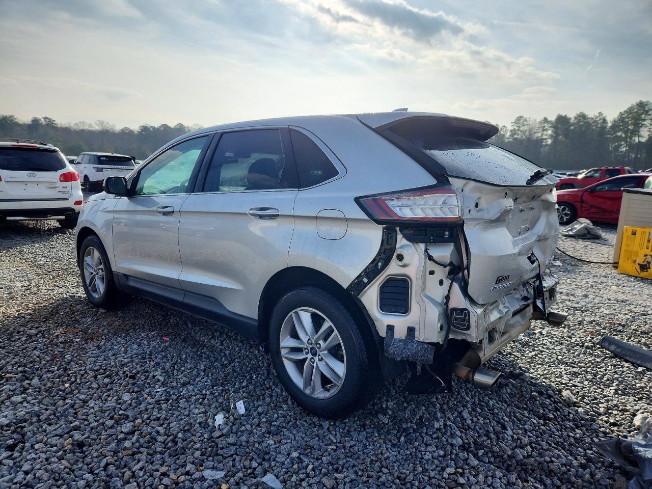 2018 FORD EDGE SEL photo 2
