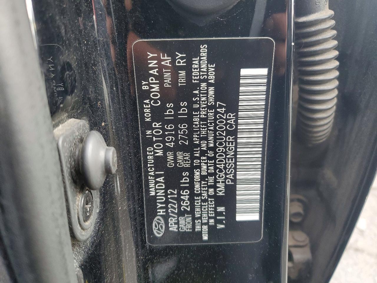 2012 HYUNDAI GENESIS 3.8L photo 12