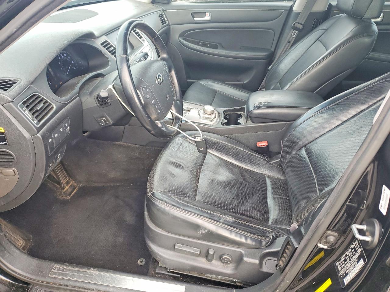 2012 HYUNDAI GENESIS 3.8L photo 7