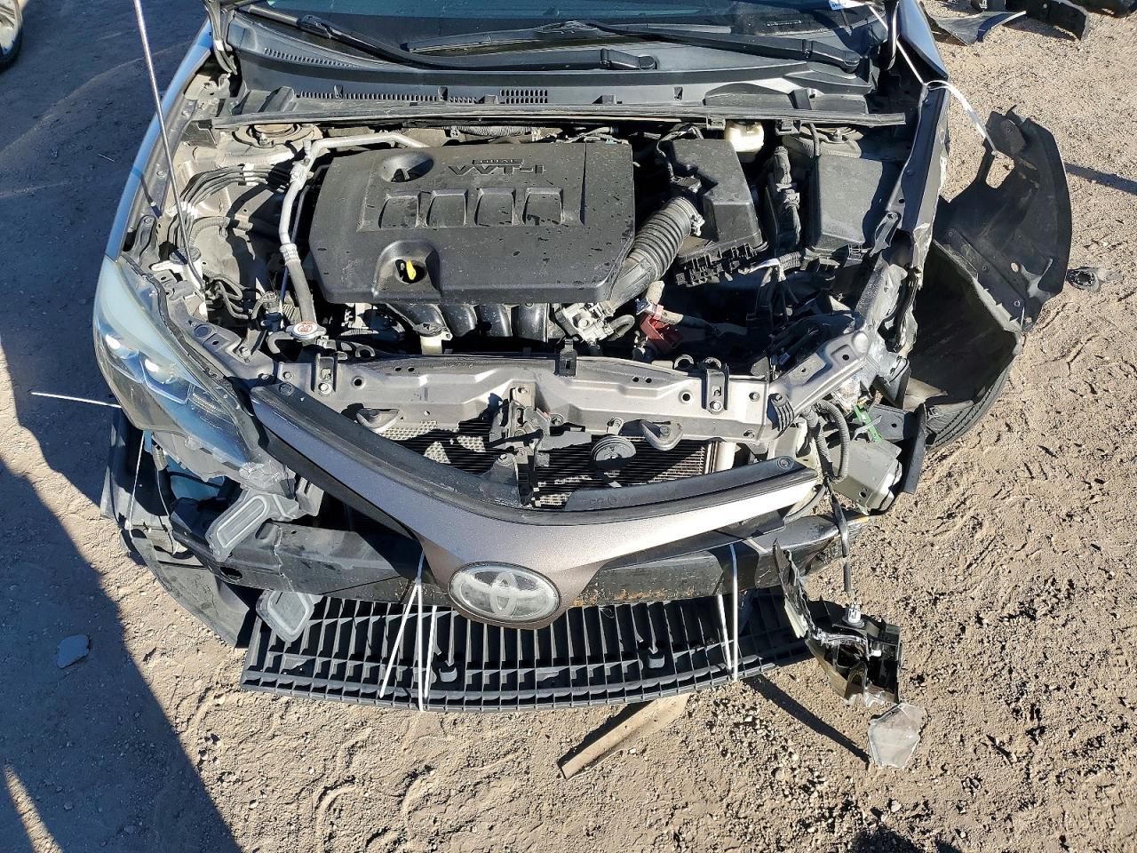 2019 TOYOTA COROLLA L photo 11