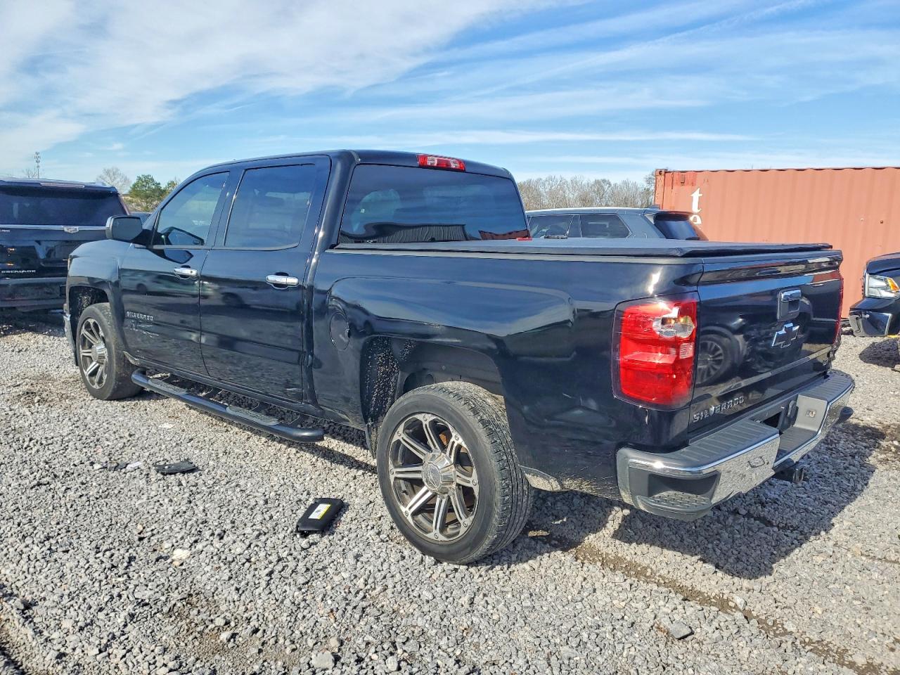2014 CHEVROLET SILVERADO C1500 LT photo 2