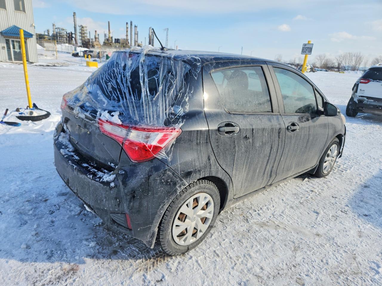 2018 TOYOTA YARIS L photo 3